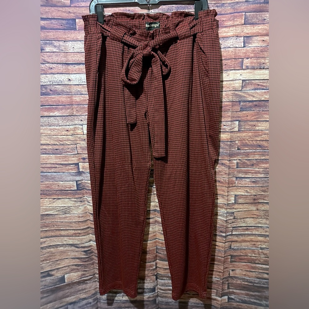 Black & Red Checker Capri Pants